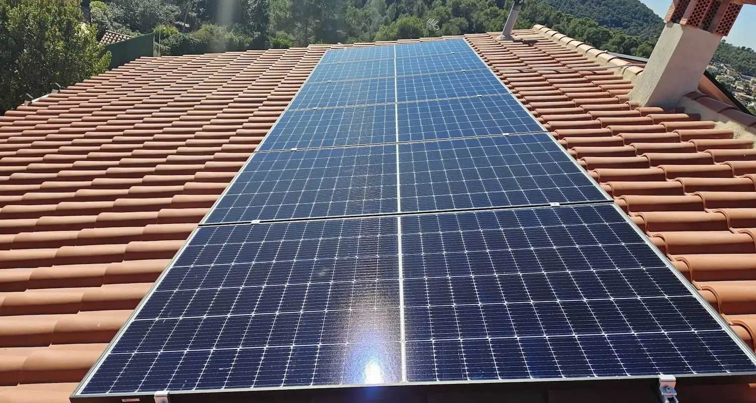 Instalar paneles solares en tejado Instalar paneles solares en tejado